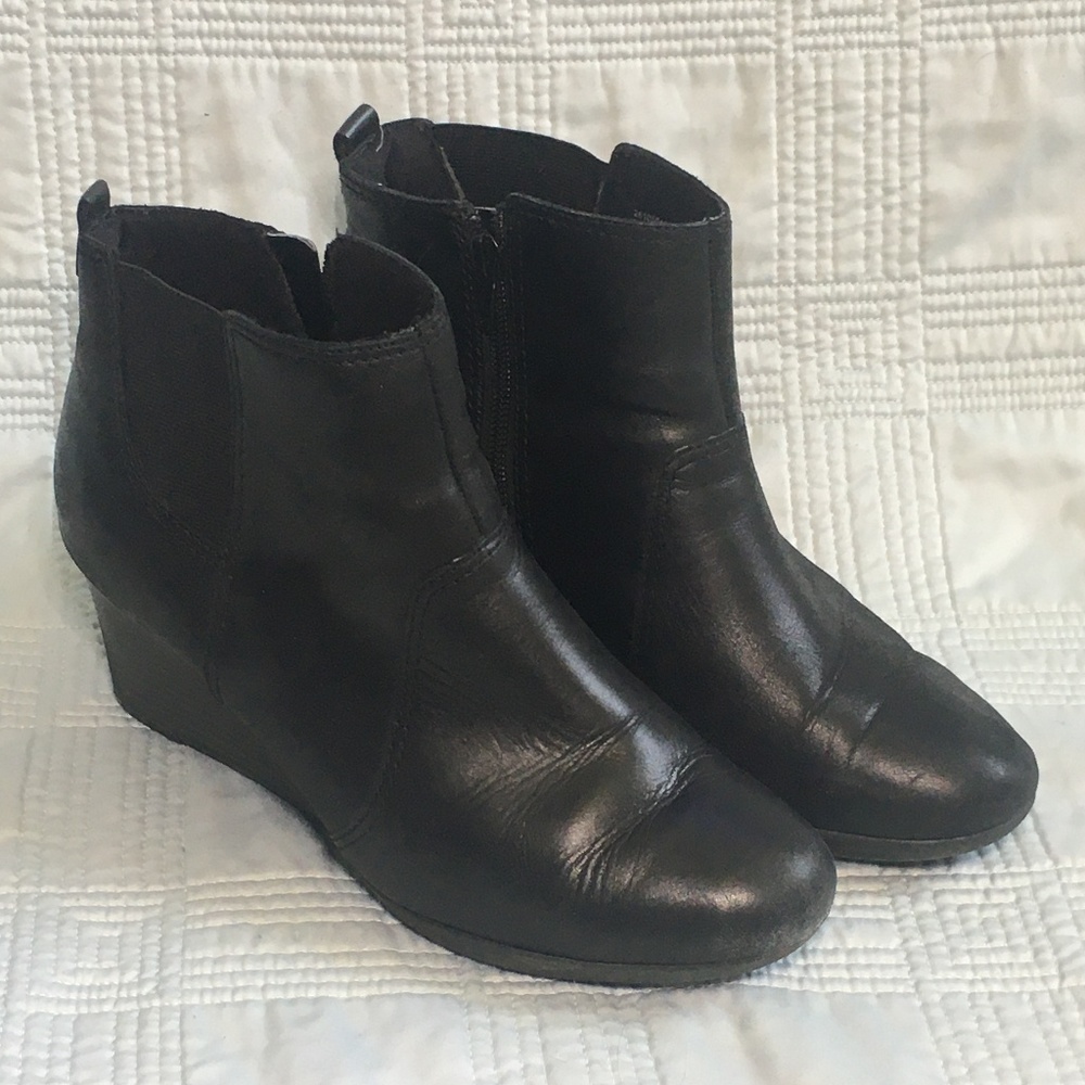 CLARKS Black Leather Chelsea Wedge Ankle Booties